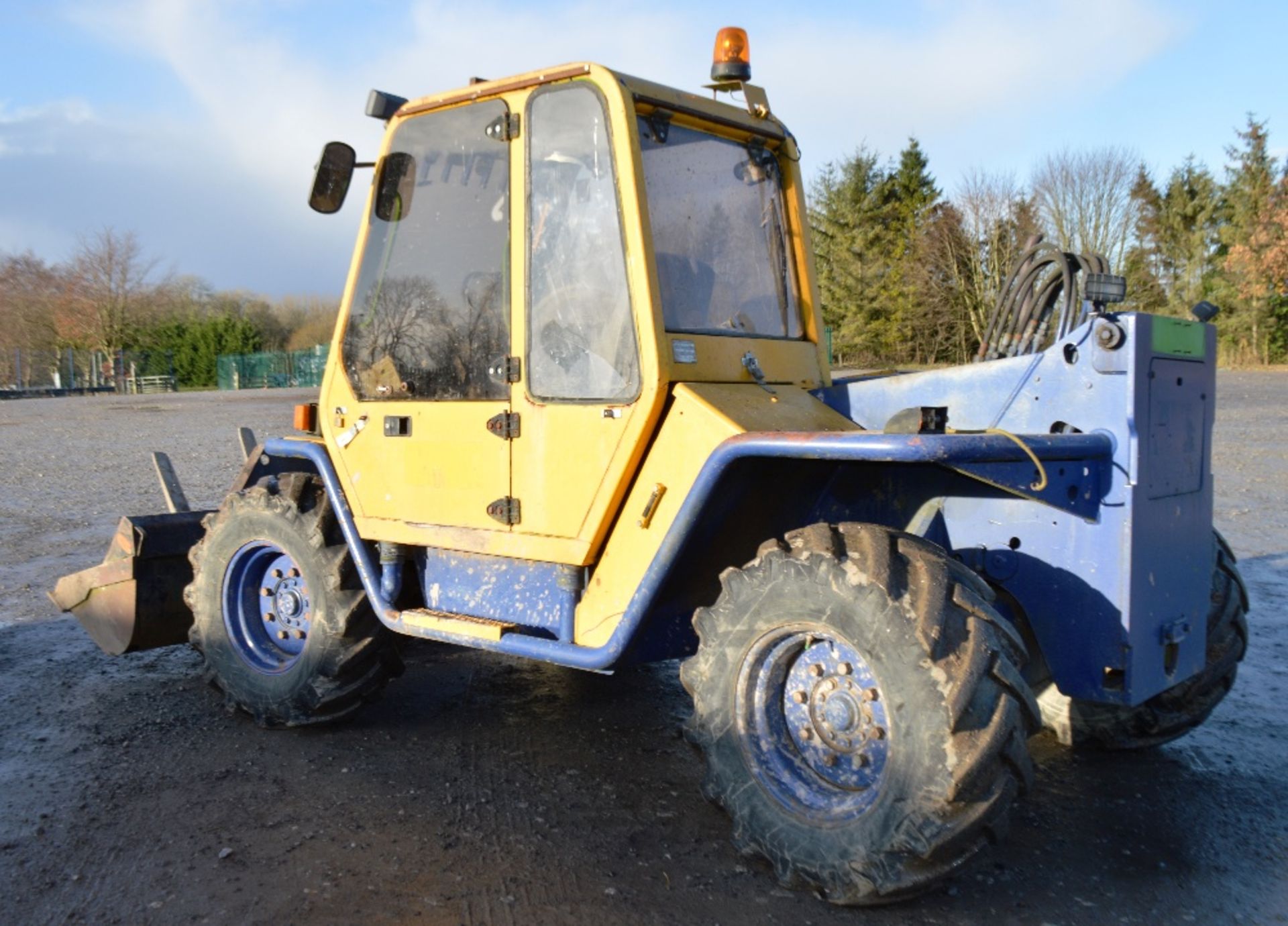 Merlo P27.9 EVS 9 metre telescopic handler
Year: 1997
S/N: 715333
Recorded Hours: 6286
c/w - Image 6 of 14