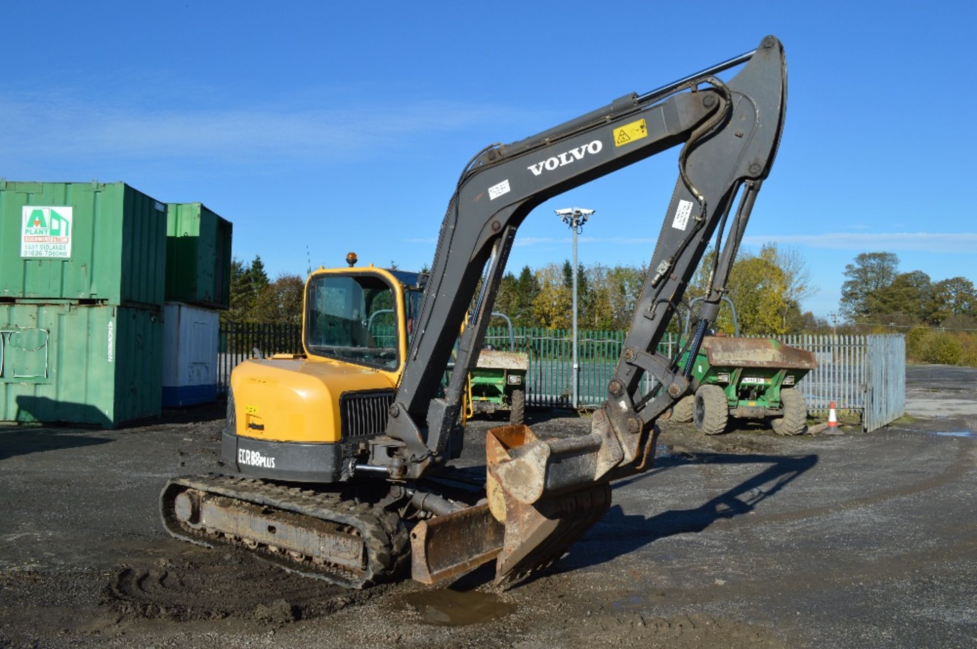 2010 Volvo ECR 88 Plus 8.8 tonne rubber tracked midi excavator - Image 2 of 13