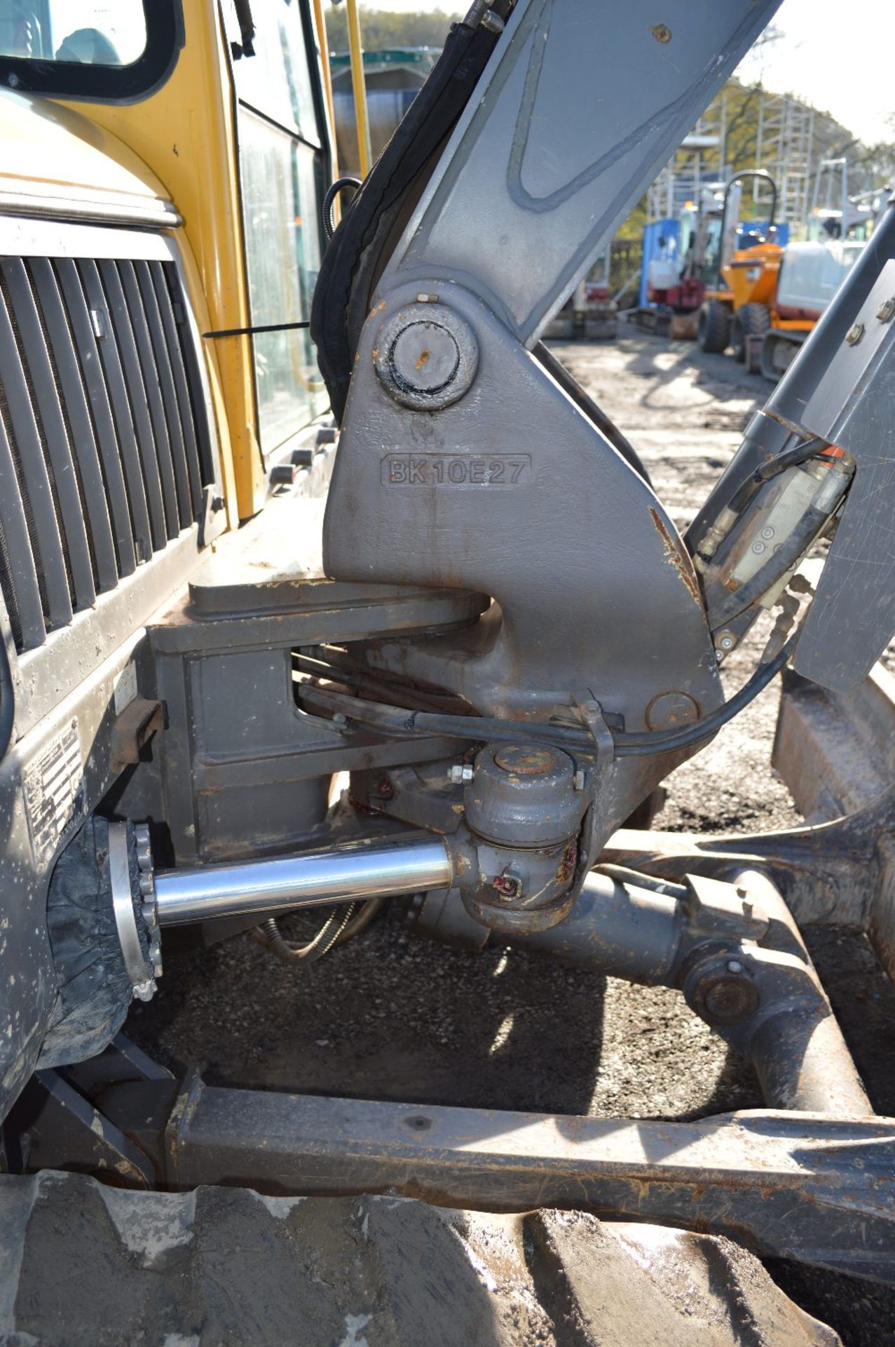 2010 Volvo ECR 88 Plus 8.8 tonne rubber tracked midi excavator - Image 11 of 13