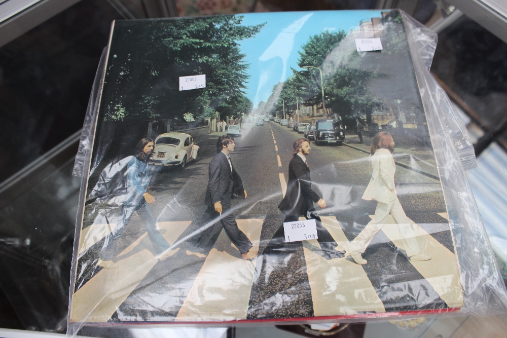 3 x Beatles LPs Records Abbey Road original misaligned 'Apple' near mint and 1962-1966 Red Vinyl and