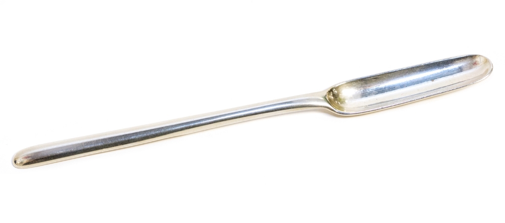 A George III silver marrow scoop, London 1806, 20cm long, 1.89ozt