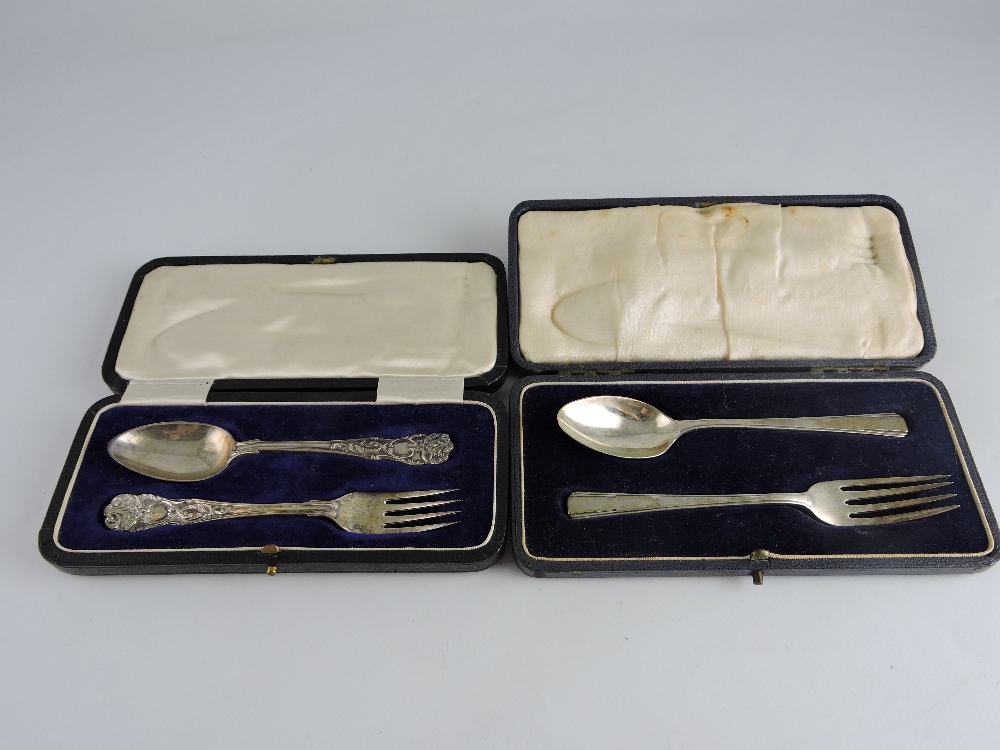 A boxed silver christening cutlery set, Birmingham 1931, comprising knife and fork, together with