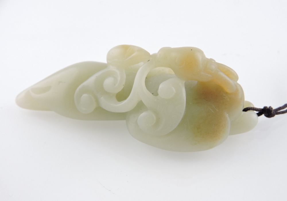 A 19th Century Chinese jade carving on a swan and deer, L. 8cm. - Image 2 of 3