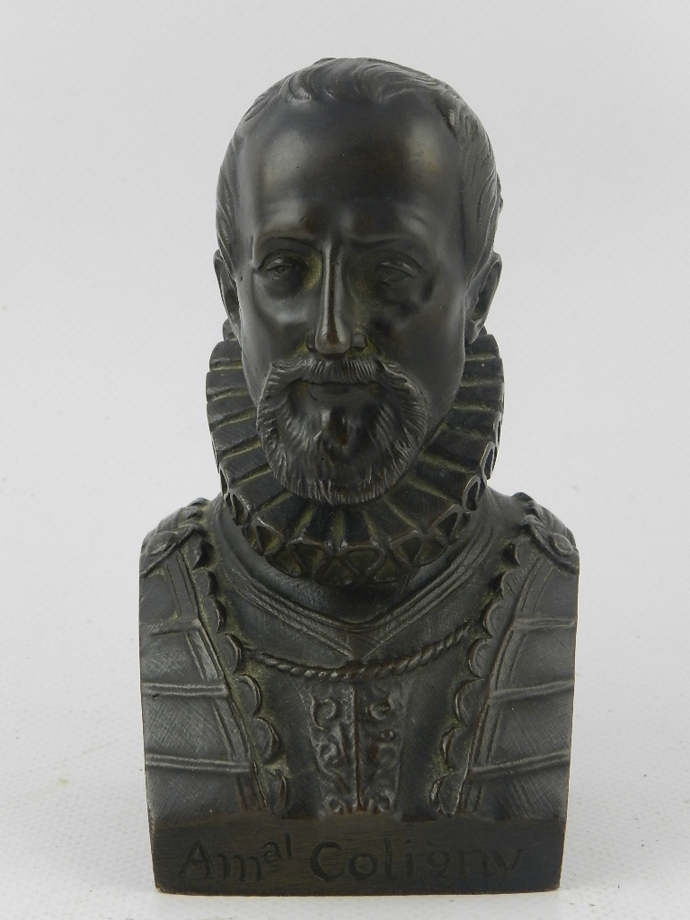 A head and shoulder bronze bust of Admiral Coligny. H.13cm