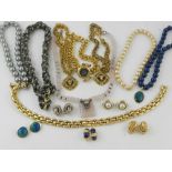 A collection of costume jewellery, to in