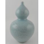 A Chinese double gourd porcelain vase, d