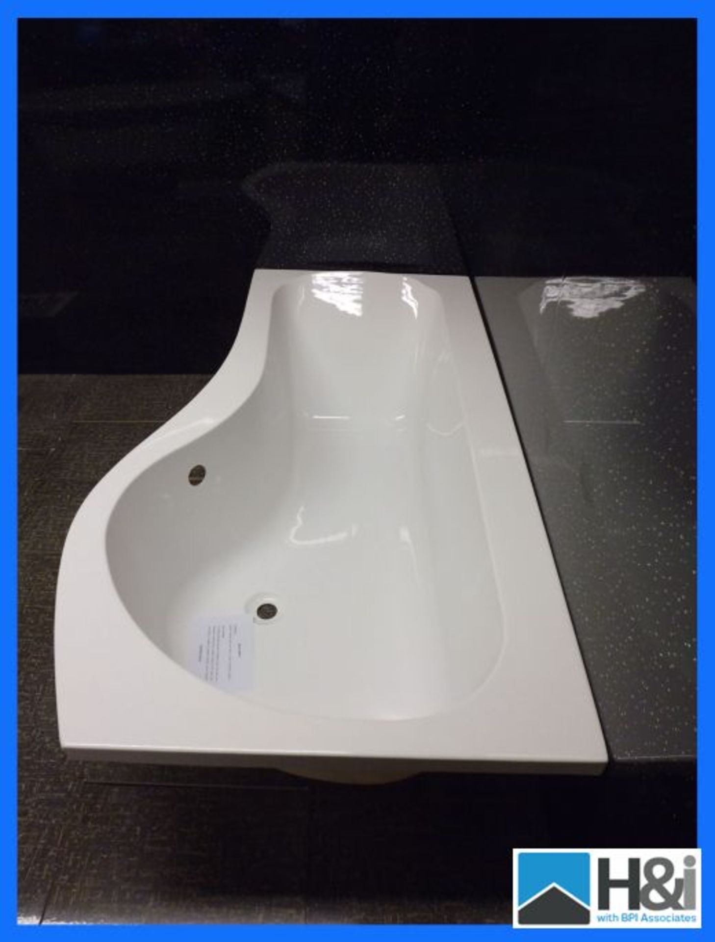 High Quality 'P' Shaped Bath. Right Hand Including Feet Supports. 1500mm x 930mm. End of Stock - Image 2 of 3