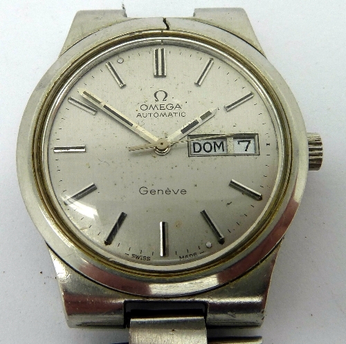 A gentleman`s stainless steel Omega Geneve automatic wristwatch, the circular silver dial with