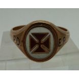 A 9ct gold and enamelled signet ring, we