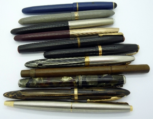 Eleven fountain pens, including two Sheaffer Lifetime, Parker Vacumatic, Swan, Conway Stewart 84,