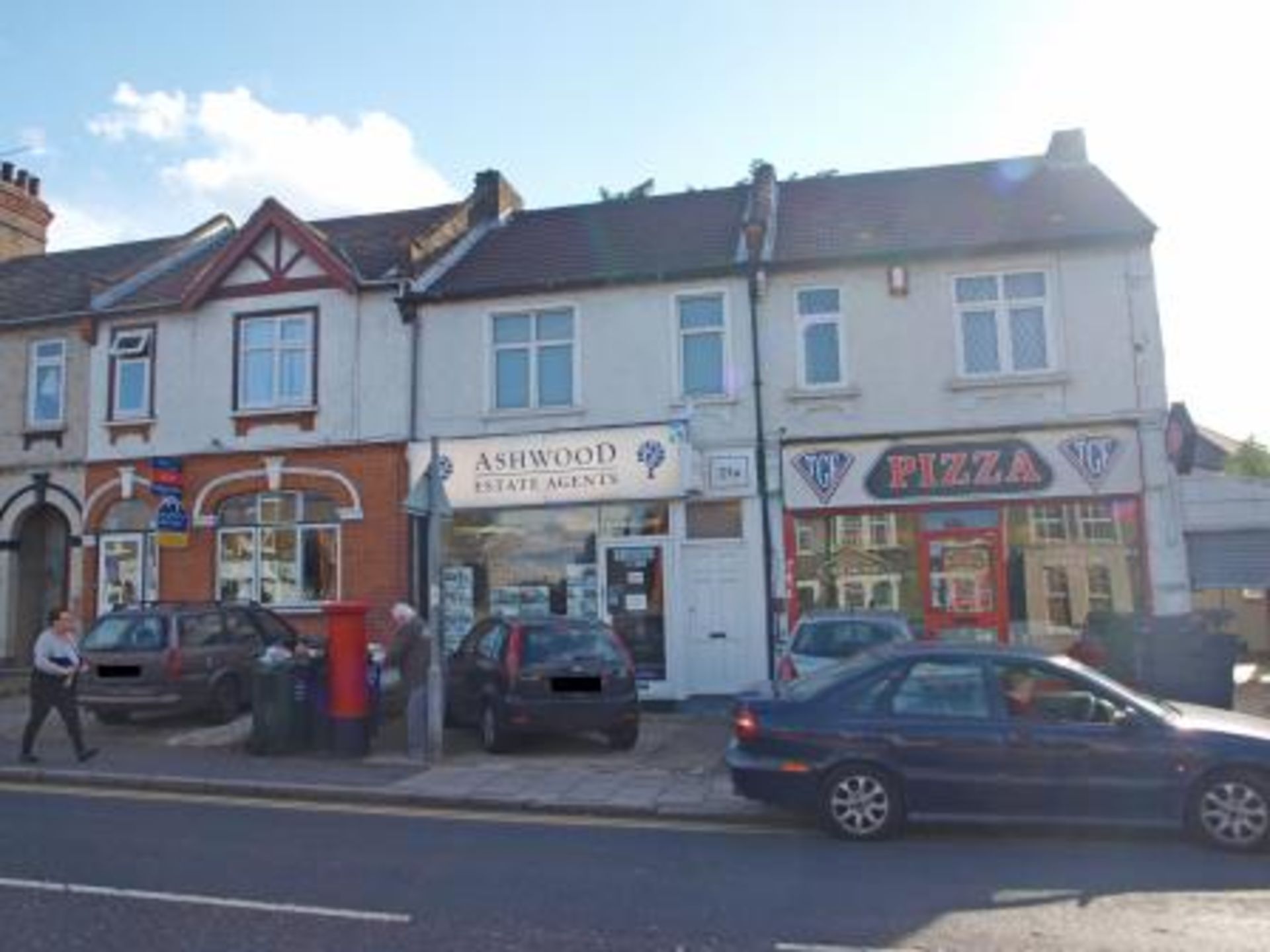 21 & 21A THE BRENT, DARTFORD, KENT, DA1 1YD Gravesend & Dartford Areas FREEHOLD COMMERCIAL AND