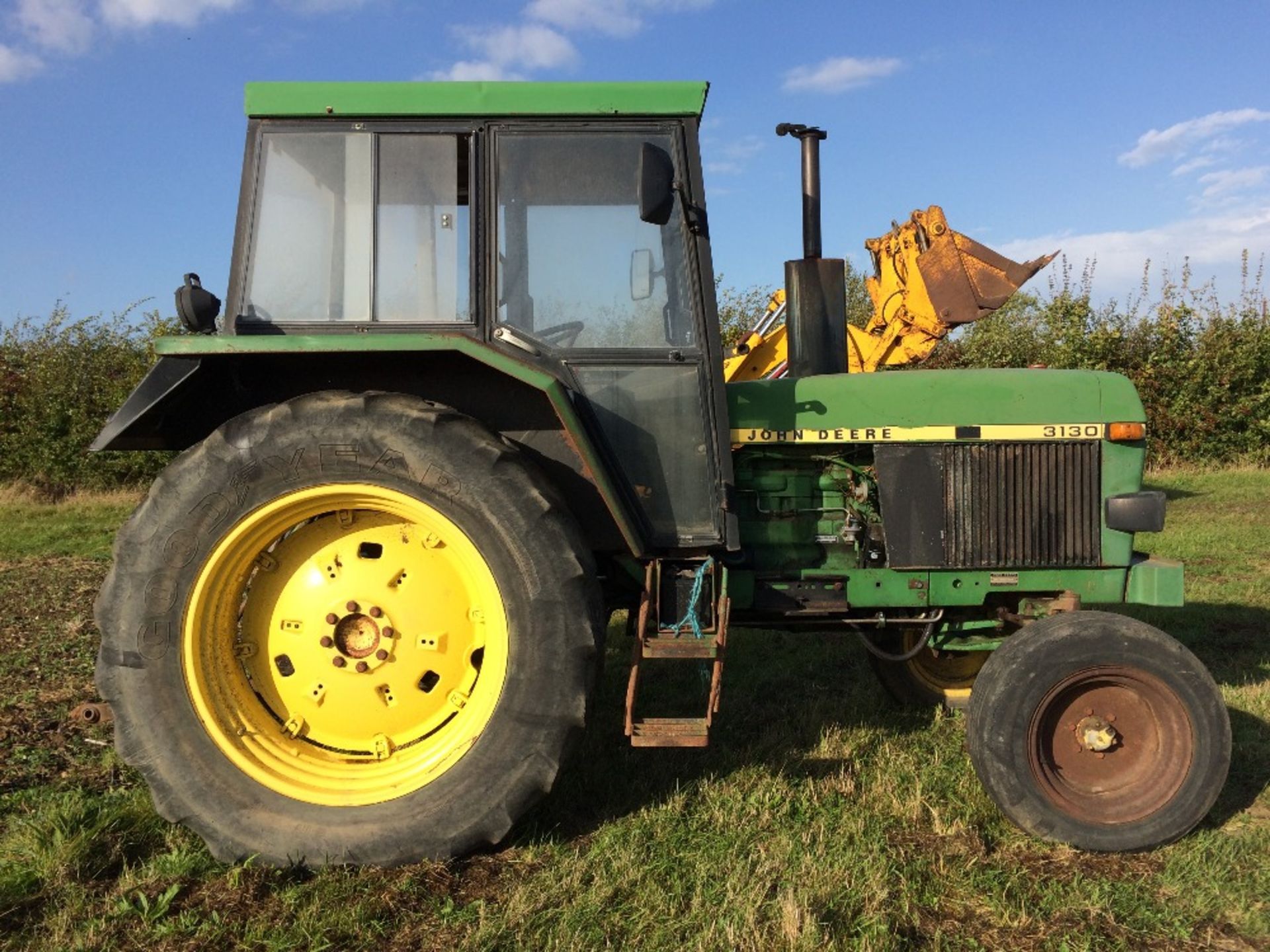 John Deere 3130, 1979
Registration: PHO 130T
Serial No: 315716L, Code 313CB
9388 hours. Comes - Image 3 of 9