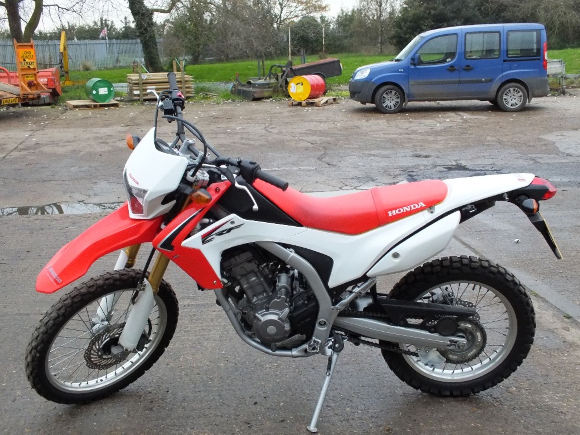 Honda CRF 250L Motorbike, Petrol engine