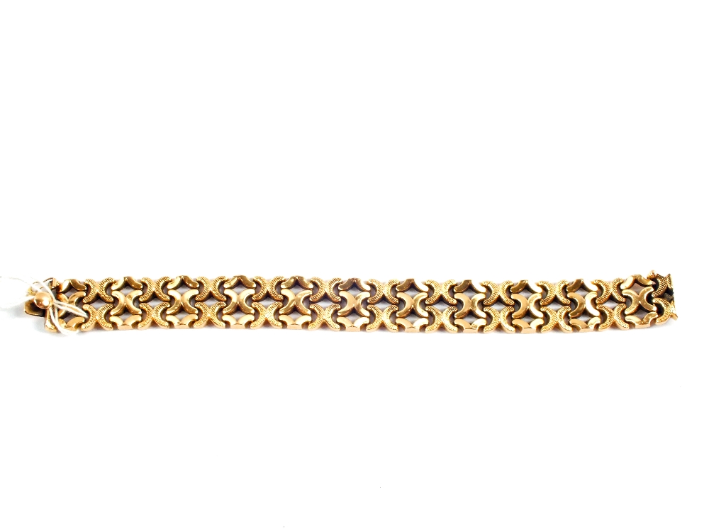 An 18ct Gold bracelet