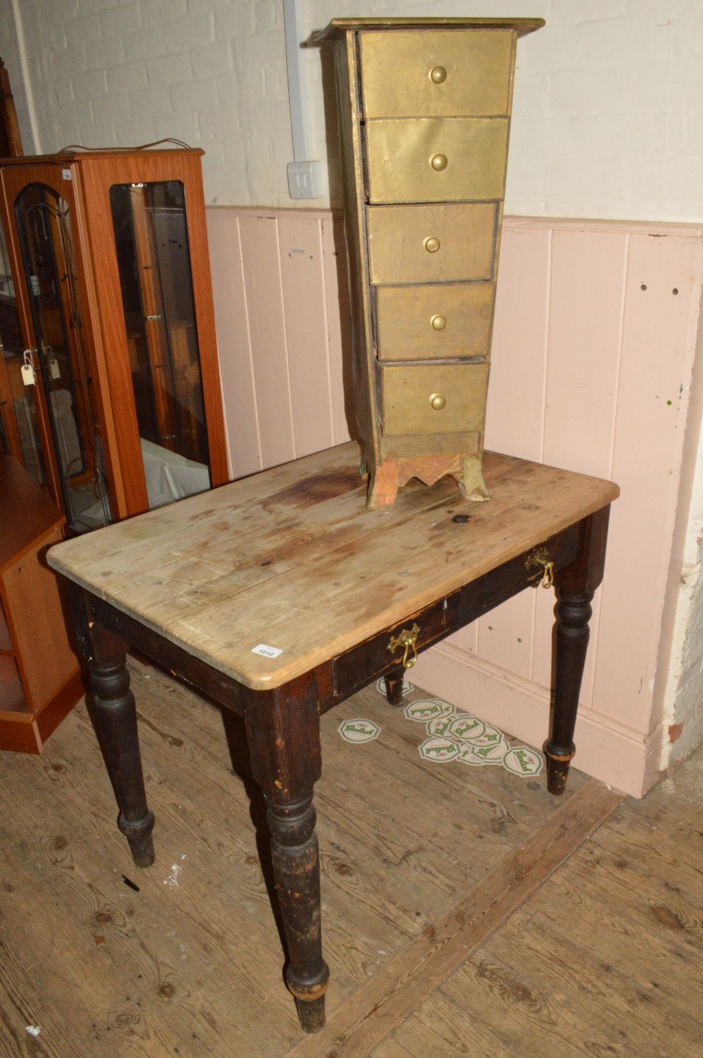 A small scrub table and small Japanese five drawer chest of drawers