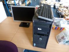 *Dell Desk Top Computer with Flat Screen Monitor Keyboard & Mouse with Windows XP Operating System