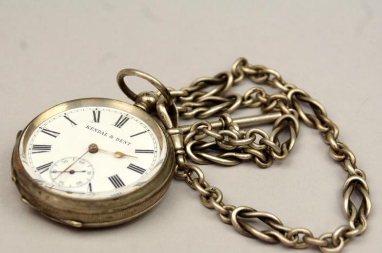 A late 19thC Kendal & Dent pocket watch, with enamel dial having Roman numerals, minute track and