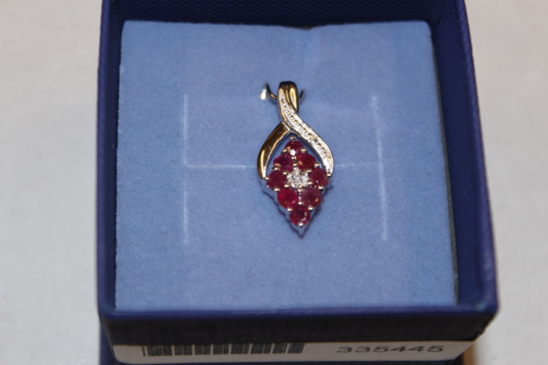 V WM (925) Ruby & Diamond Pendant