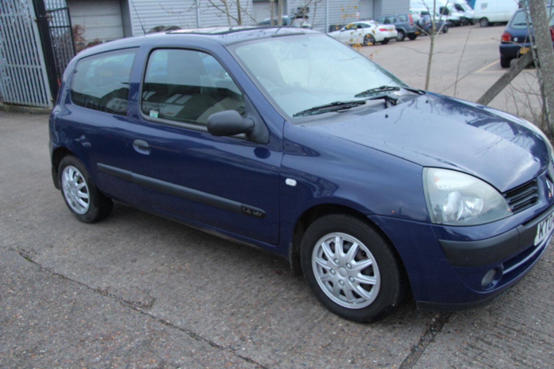 Renault Clio KT04 EOX 1.4 Petrol Auto - Keys - MOT Till April 2015 (No Certificate) - Mileage 74,