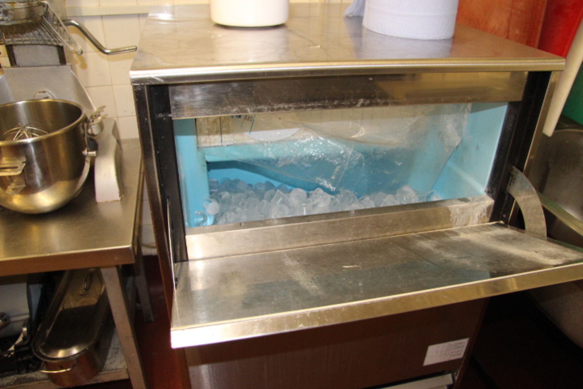 V Kitchen -  Cater-Ice GNG-90A Stainless Steel Commercial Ice Machine 28"Wide 28"Deep 45"Tall - Image 2 of 2