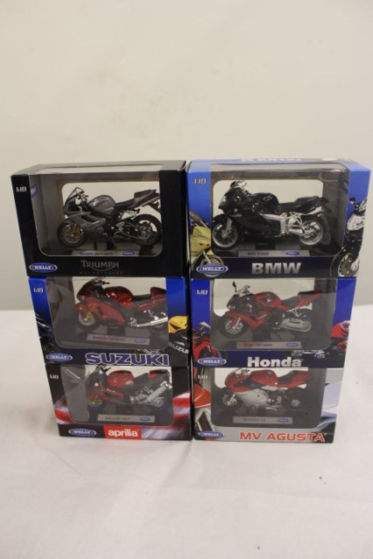 V Six 1:18 Scale Die Cast Model Motorcycles