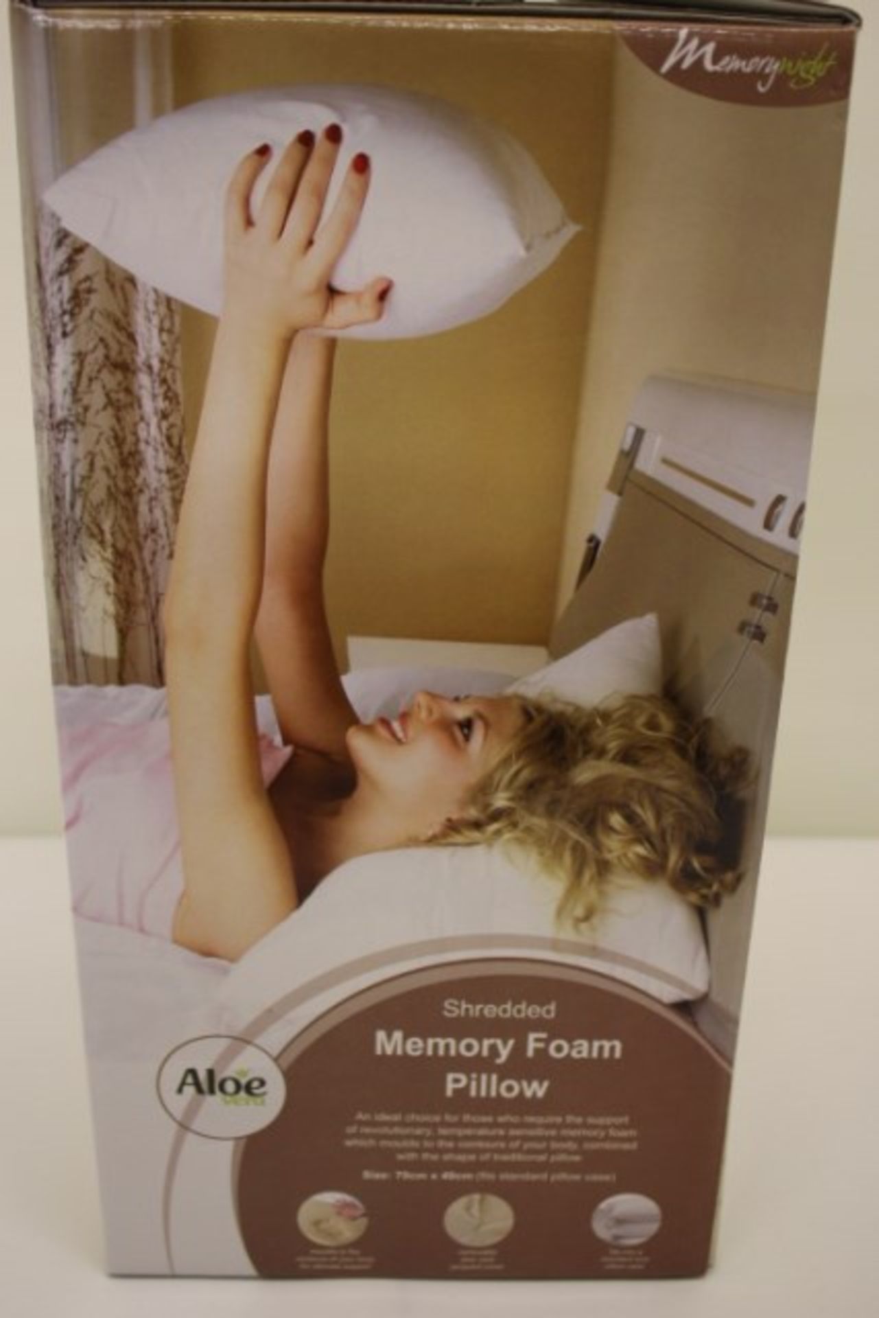 V Aloe Vera Memory Foam Pillow
