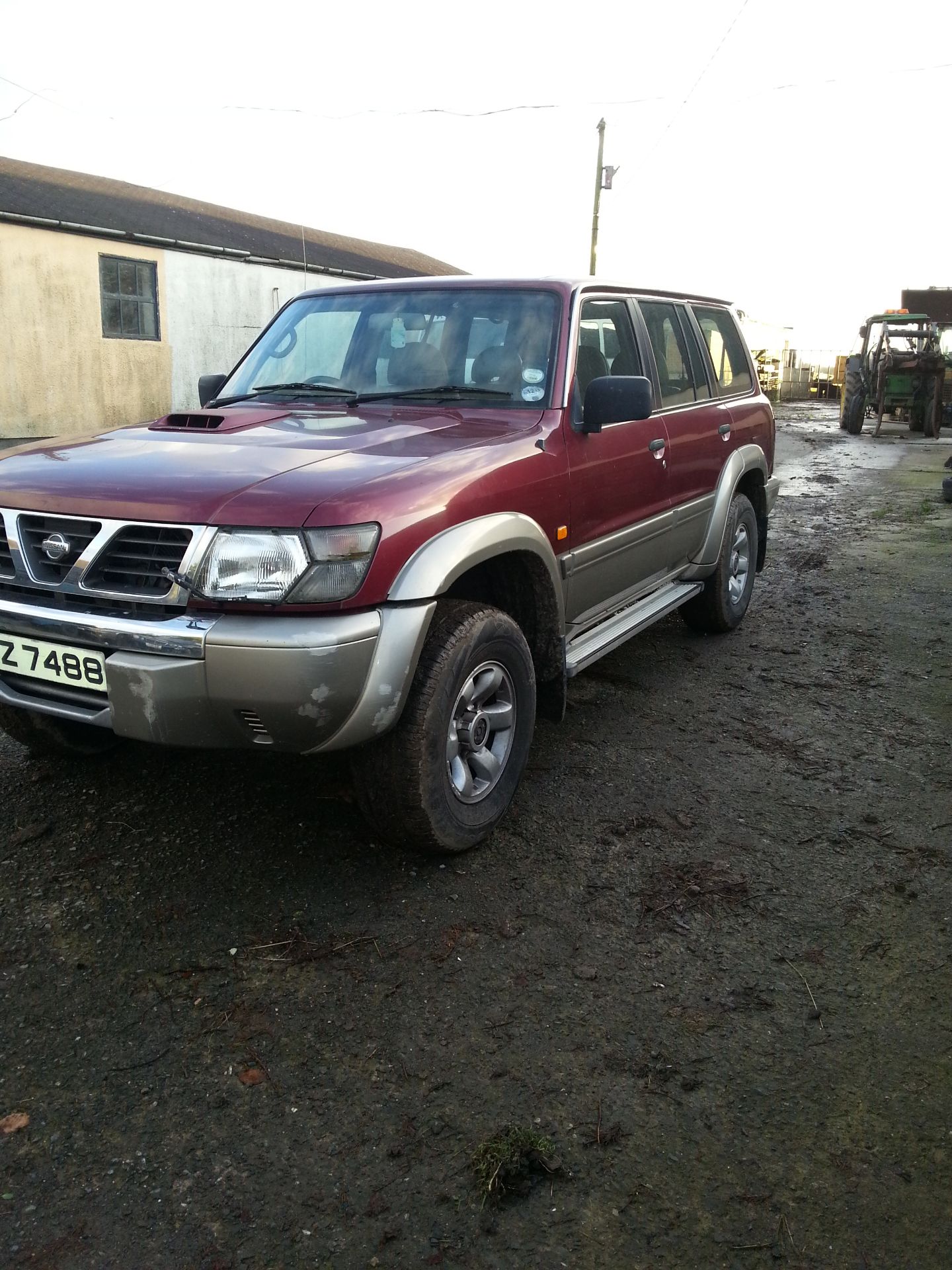 2001 Nissan Patrol GR SE Plus, 3.0 di manual LWB, 7 seater with leather interior mot'd 13 oct 2015 - Image 3 of 8