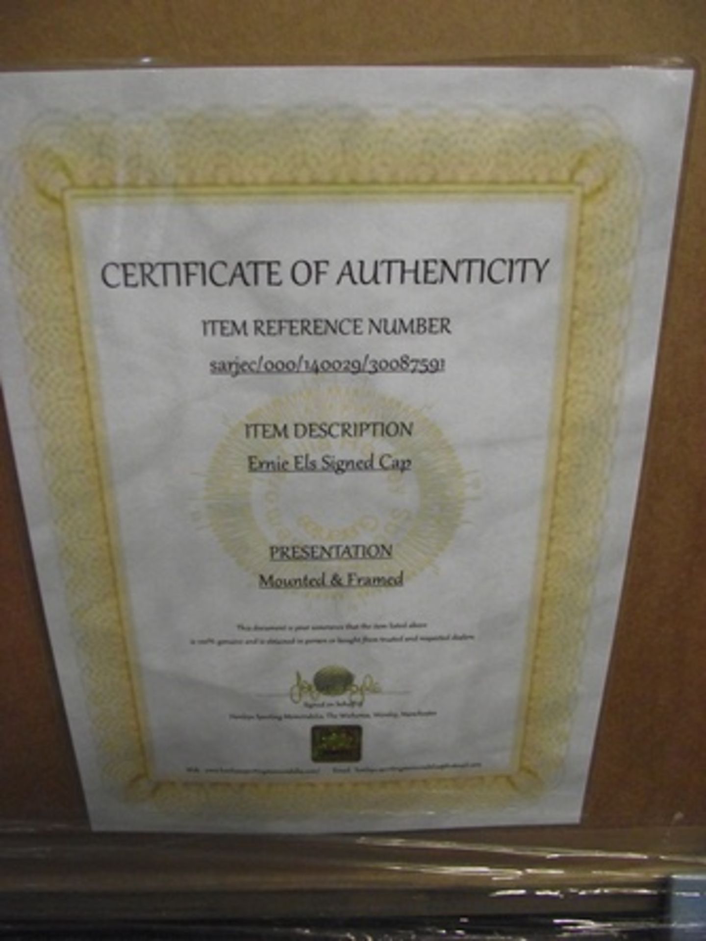 ERNIE ELS FRAMED SIGNED CAP  WITH CERTIFICATE OF AUTHENTICITY - Image 3 of 3