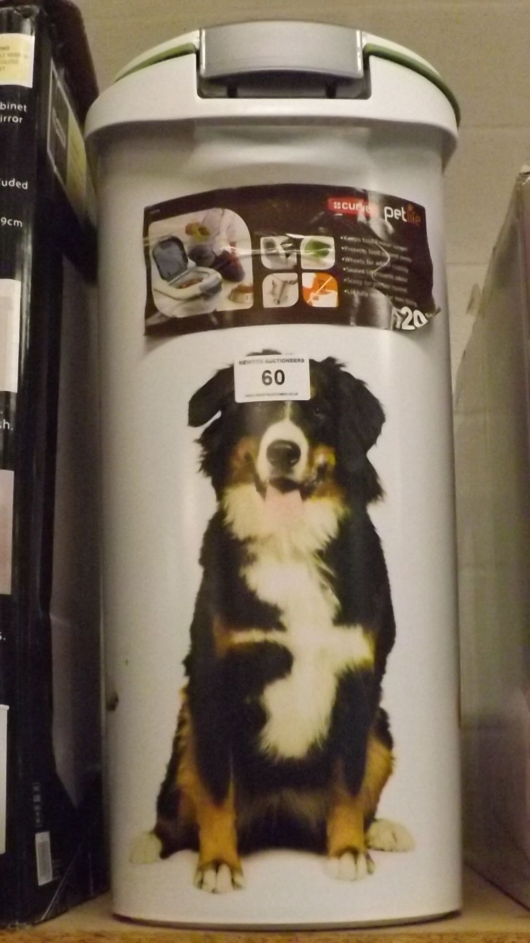 1 CURVER PETLIFE 54L PET FOOD BIN RRP £64.99