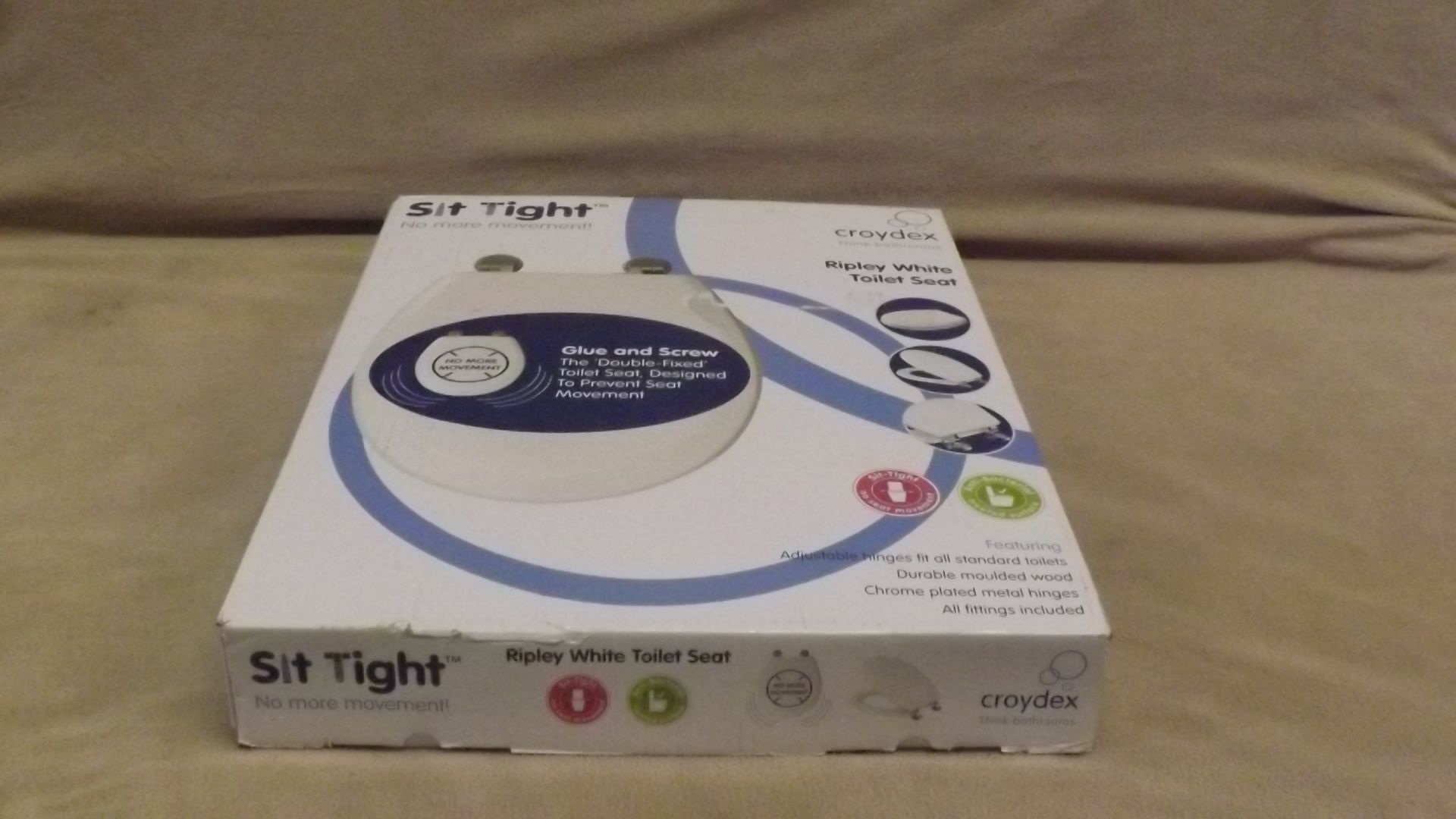 1 BOXED CROYDEX SIT TIGHT TOILET SEAT RRP £42.99