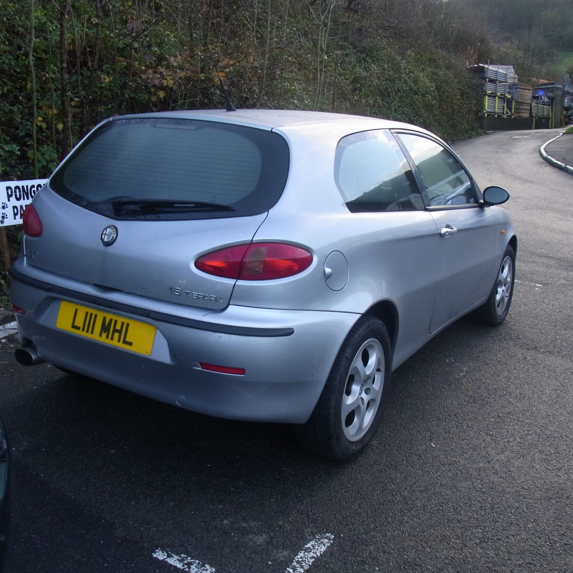 Lot 09 - L111 MHL Alfa Romeo 147 T Spark Lusso with V5 - Image 3 of 3