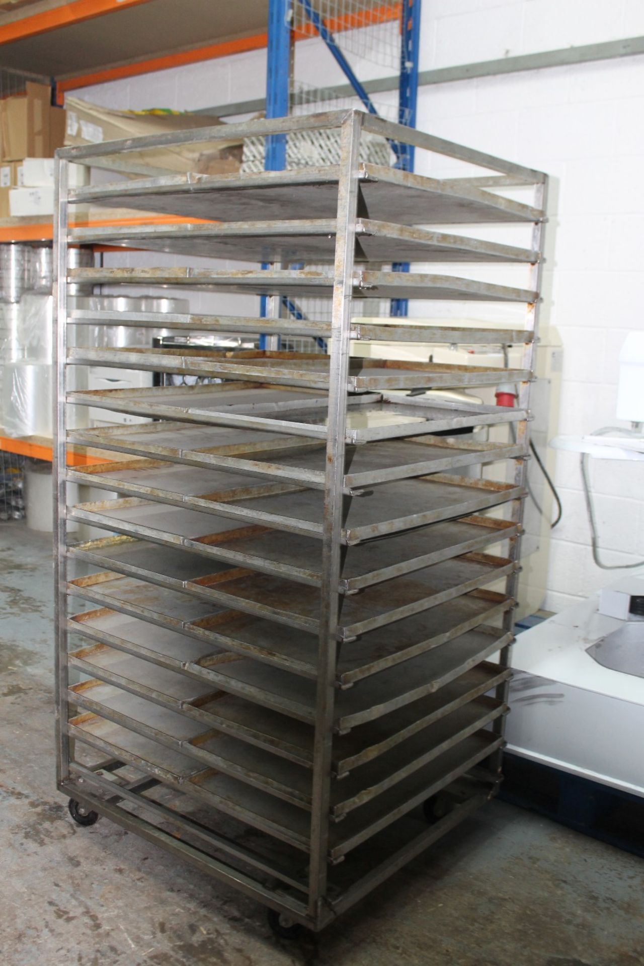 Bakers Cooling Rack + Trays