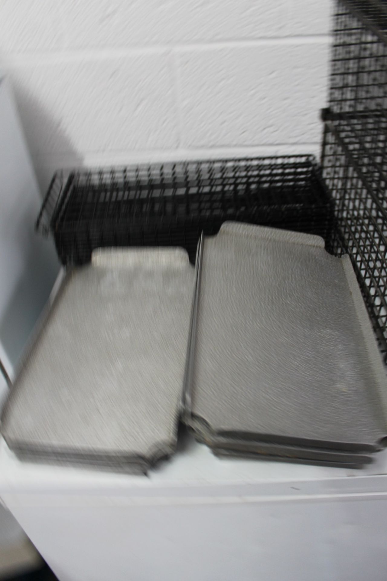 Quantity Bakers Counter Display Trays & Baskets - Image 3 of 6