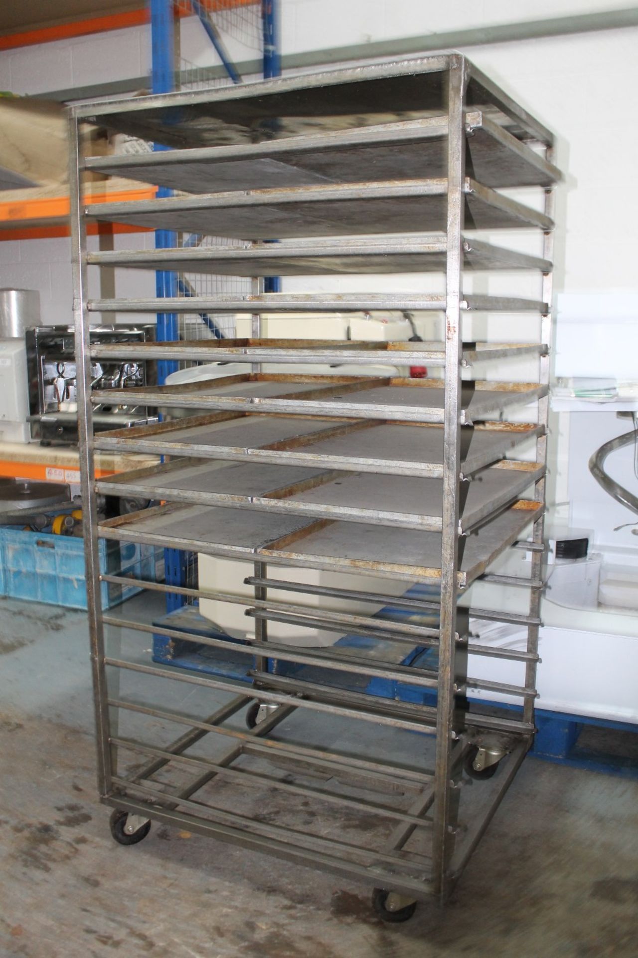 Bakers Cooling Rack + Trays - Image 2 of 2