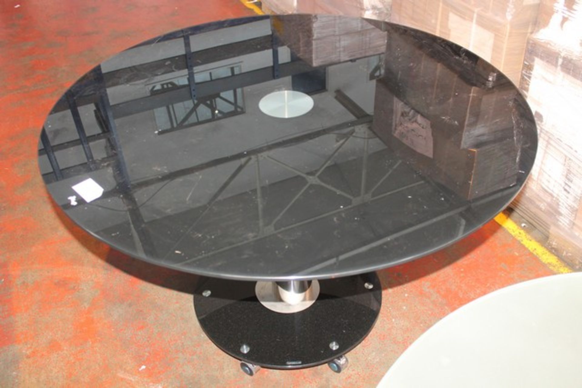 1 x VENICE LARGE 120CM ROUND BLACK GLASS AND CHROME DINING TABLE RRP £320  *PLEASE NOTE THAT THE BID