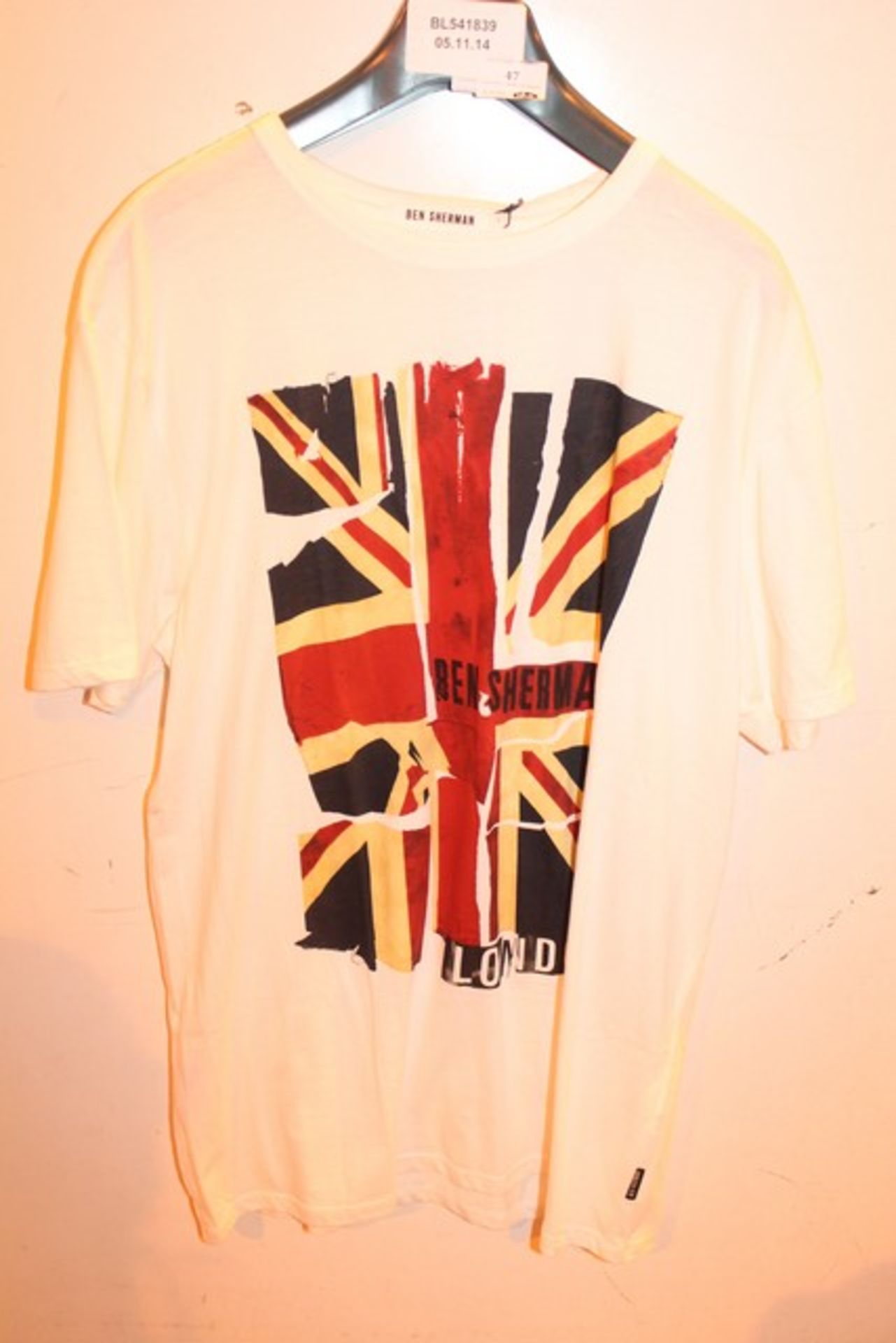 1 x BEN SHERMAN SIZE SMALL TSHIRT (541839)   *PLEASE NOTE THAT THE BID PRICE IS MULTIPLIED BY THE