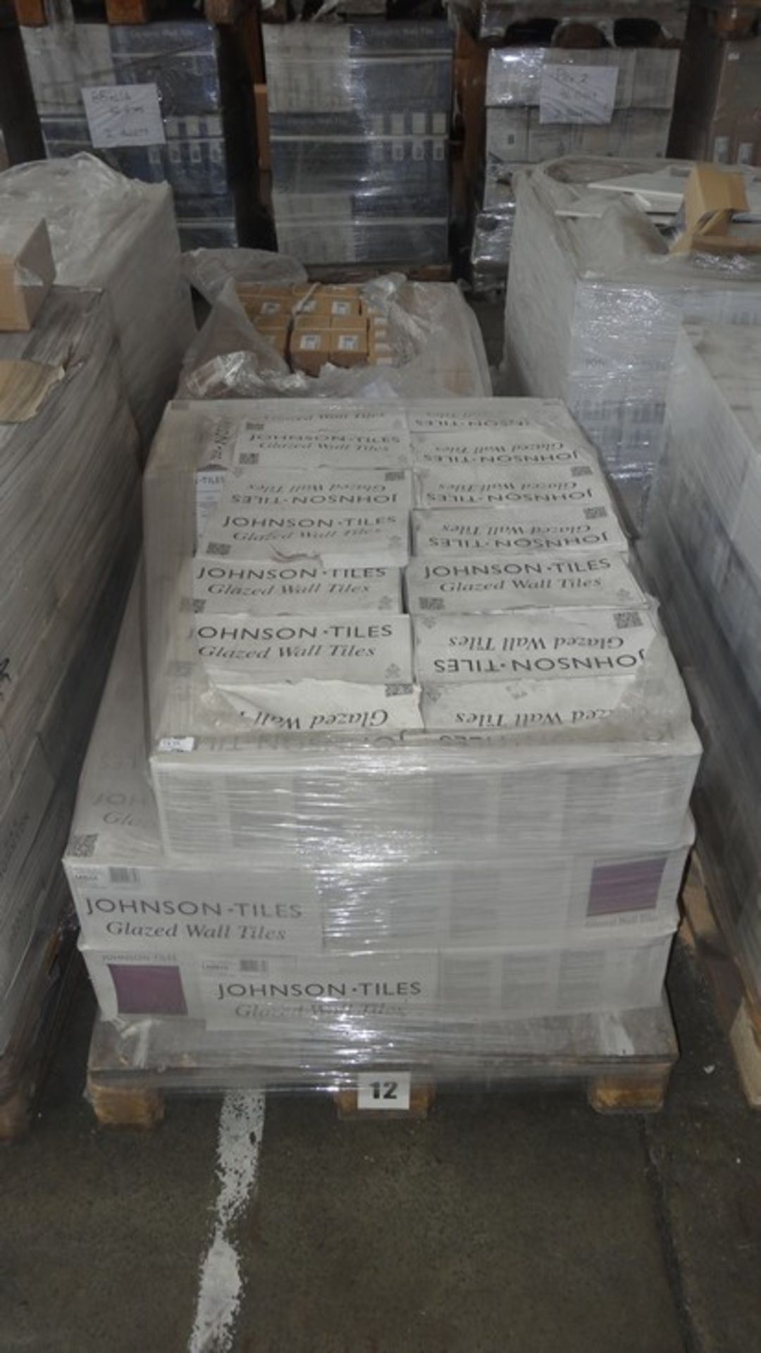 ONE LOT TO CONTAIN APPROX 60X PACKS OF BRAND NEW FACTORY SEALED DESIGNER WALL/FLOOR TILES 15X15CM
