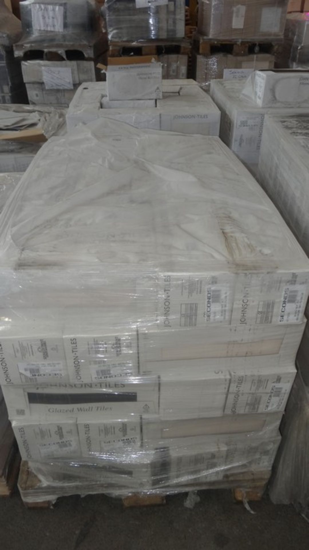 ONE LOT TO CONTAIN APPROX 60X PACKS OF BRAND NEW FACTORY SEALED DESIGNER WALL/FLOOR TILES 40X15CM