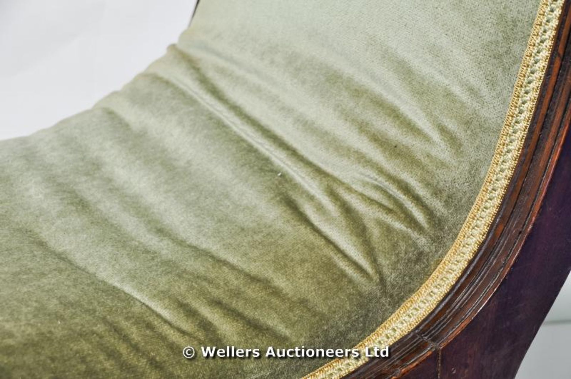 An Edwardian velour upholstered slipper chair - Image 3 of 4