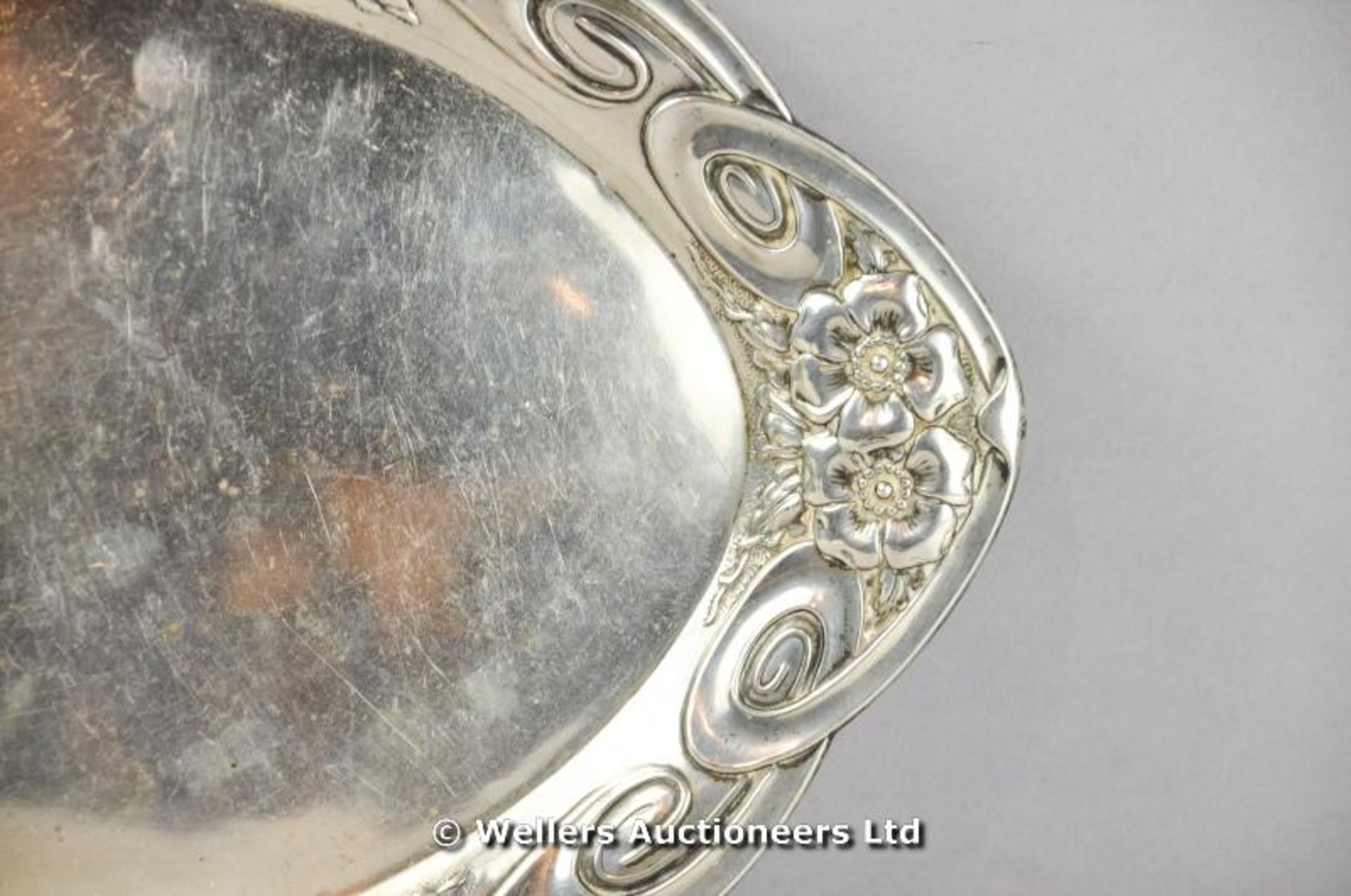 *A silver oval small platter with Art Nouveau decoration, Birmingham 1910, 204 gms (Lot subject to - Image 2 of 3