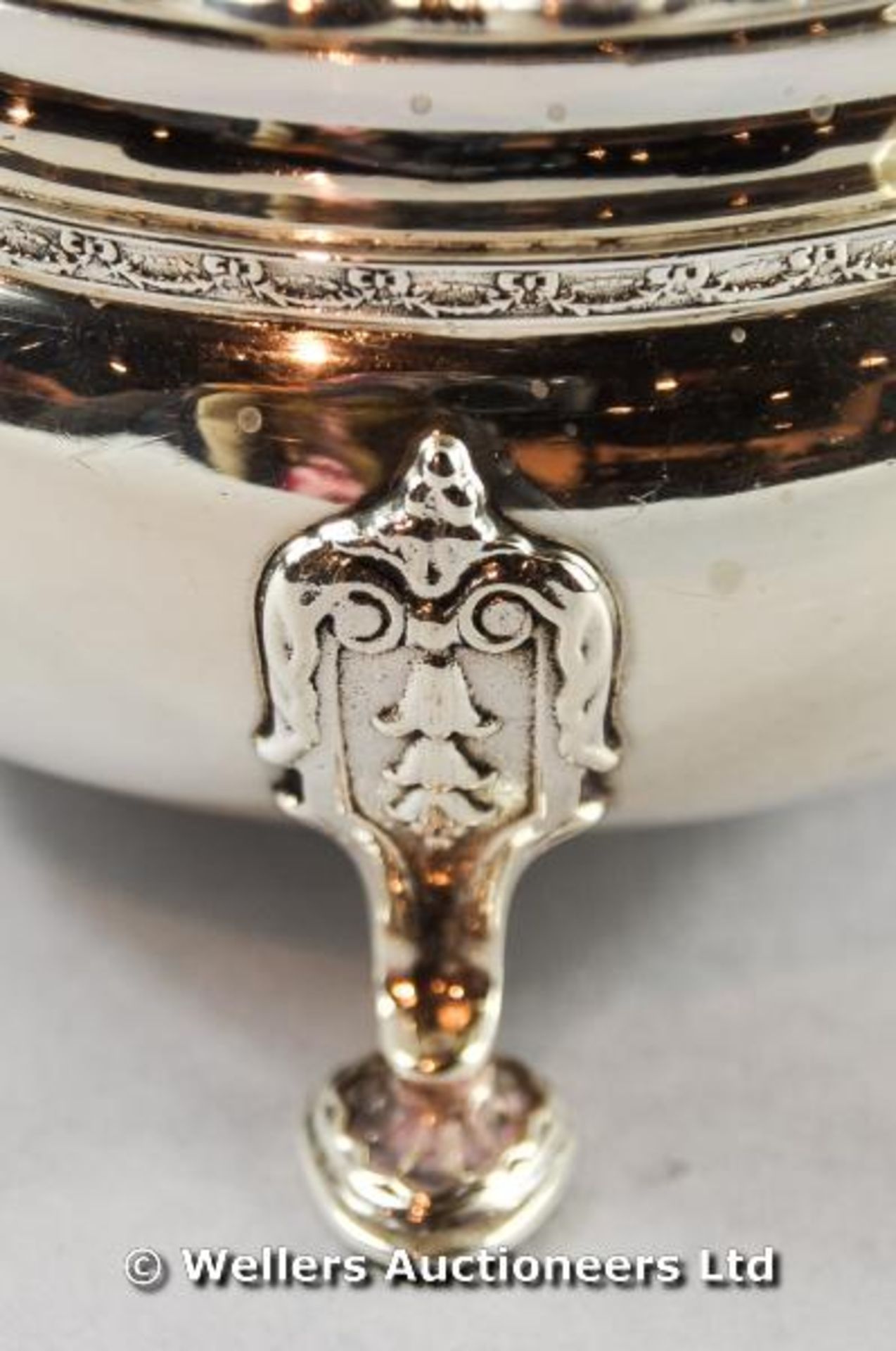 *A silver 2 handles 4 footed sugar bowl, Birmingham 1938, 325 gms (Lot subject to VAT) - Image 3 of 4