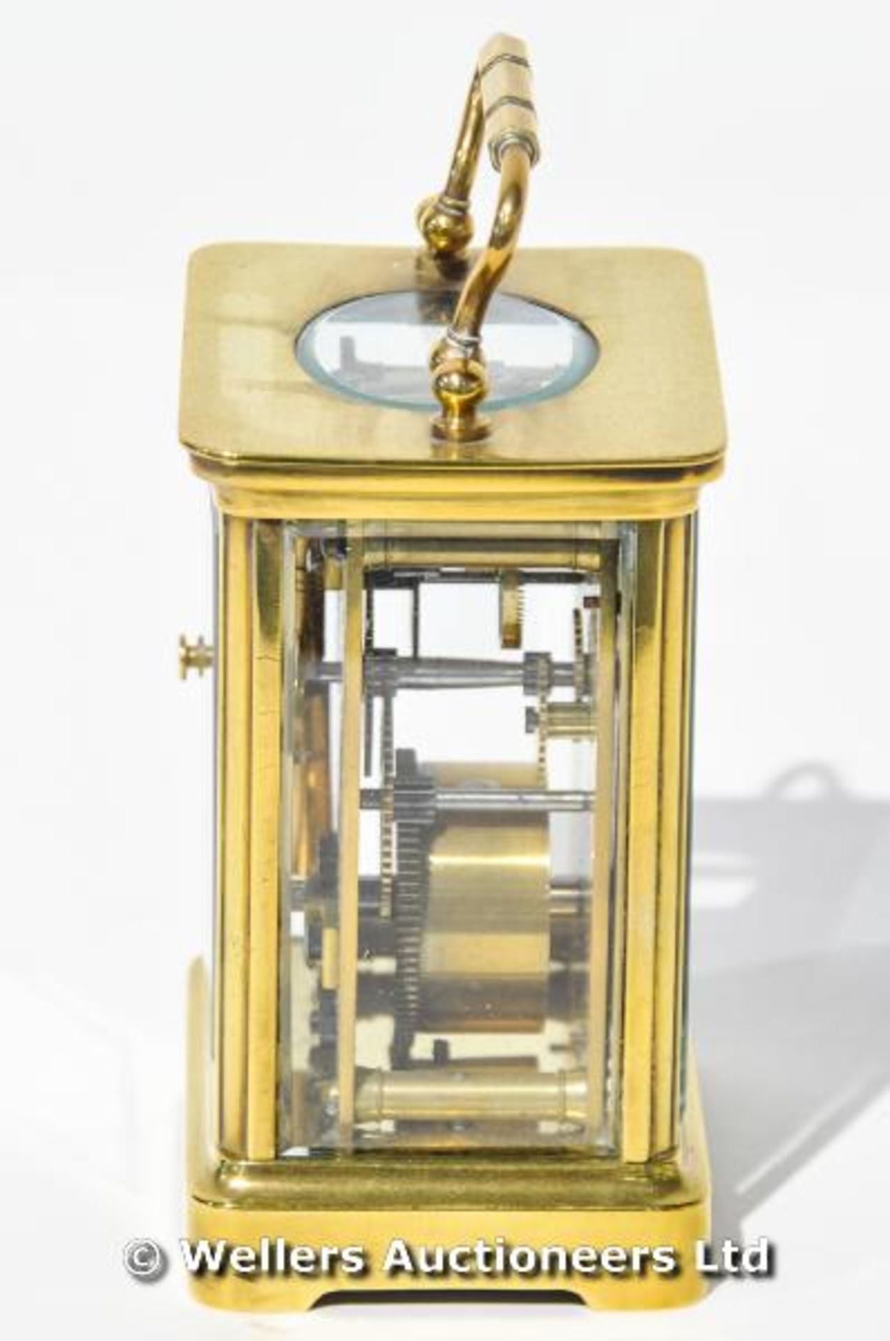 A French brass carriage clock with key - Image 4 of 5