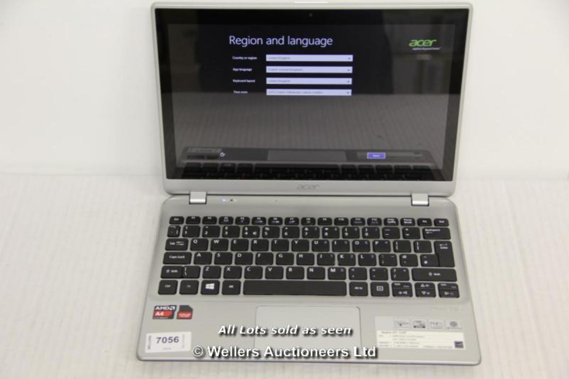 *"ACER ASPIRE V5-122P 11.6" TOUCH SCREEN LAPTOP / AMD A4-1250 1.0GHZ / RAM 4GB / 500GB HDD / WINDOWS