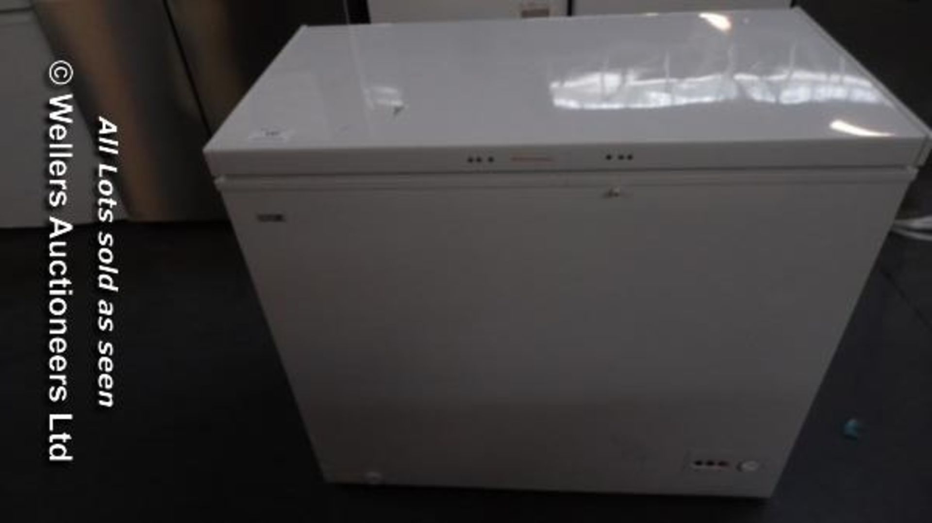 *LOGIK L200CFW14 198 LITRE CHEST FREEZER - A+ ENERGY RATING / GRADE: RETAIL RETURN / UNBOXED (