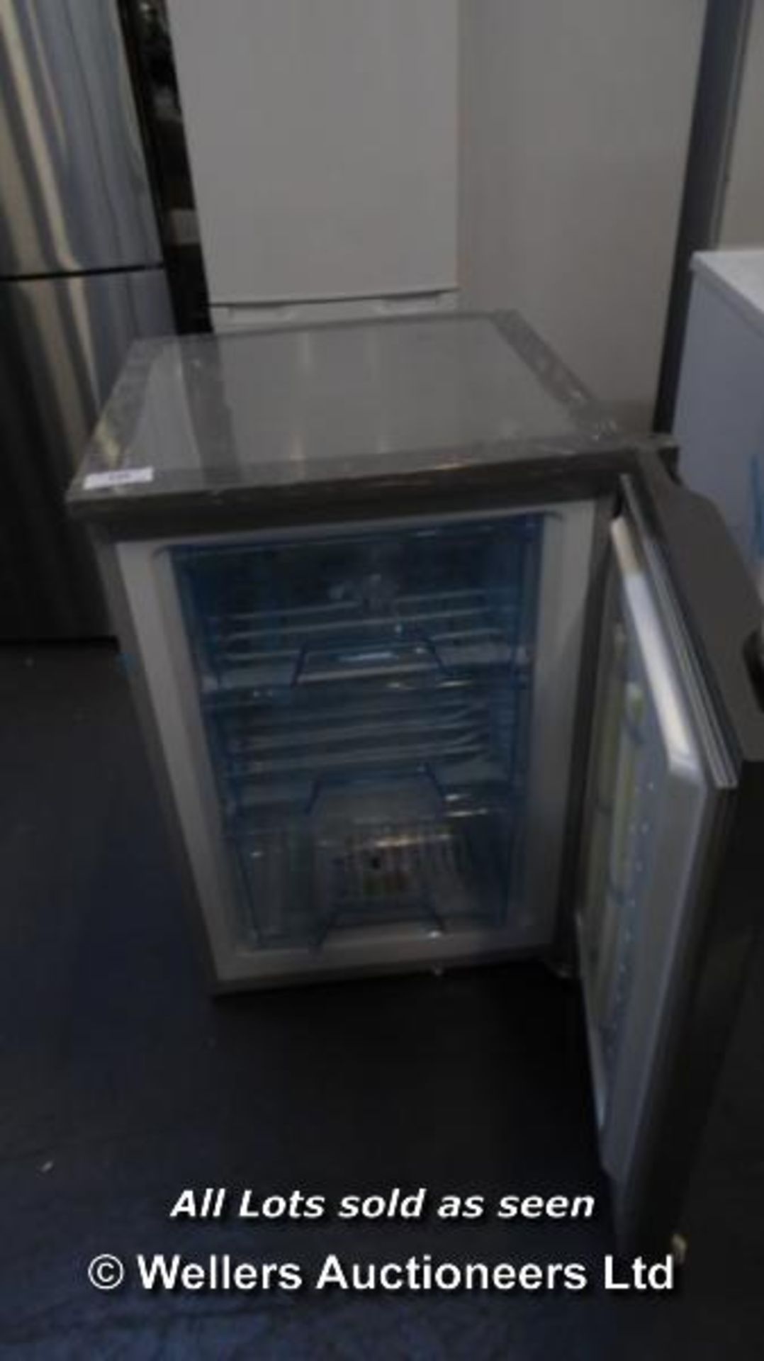 *LOGIK LUF55S12 UNDERCOUNTER FREEZER / GRADE: RETAIL RETURN / UNBOXED (DC6) [TA191214-125} (