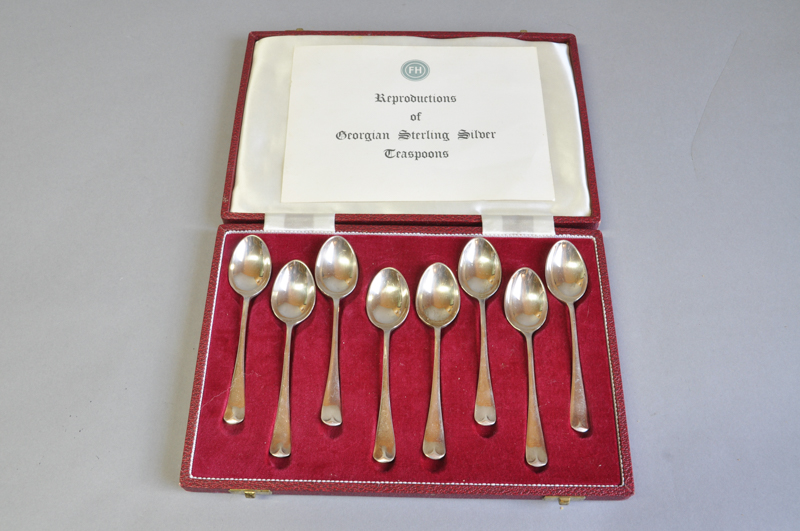 A cased set of eight teaspoons, Sheffield 1972, by FH, 100grs approx.