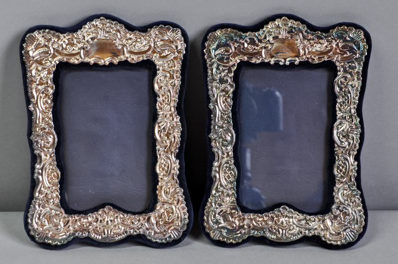 Two modern silver photograph frames, in Victorian style, velvet backed, 13.5 x 20.5cm approx. (2)