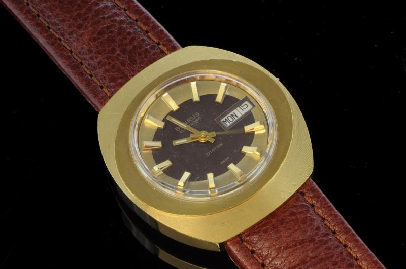 *Gentlemen`s Vintage Benrus Electronic Citation wristwatch, gold plated cushion shaped case, oval