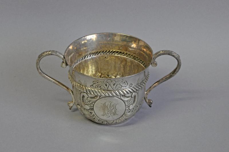Britannia silver two handles cup, stamped MF, hallmarked London 1907, gross weight approximately 138