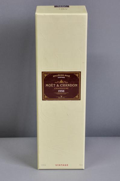 Moet & Chandon Champagne, Millesime Rose, Vintage 1998, boxed, 1 bottle